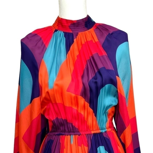 RHODE | Mai Open Back Dress - Picture 4 of 13